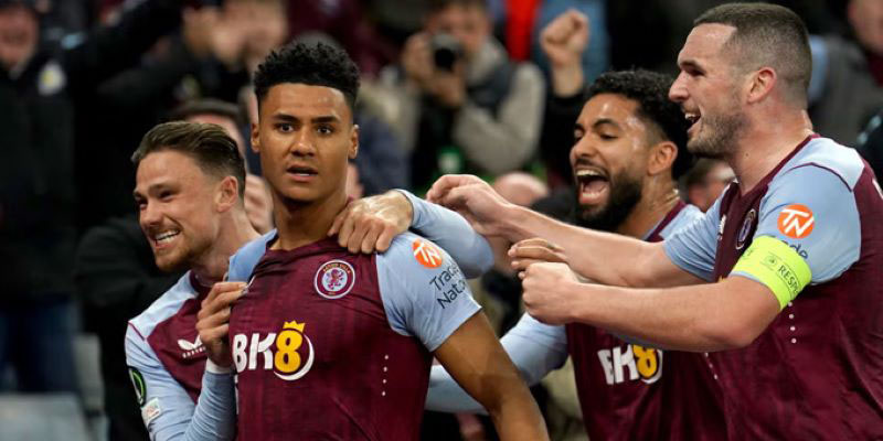 Aston Villa đang là hiện tượng thú vị của giải đấu