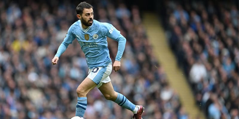 Bernardo Silva gắn bó với Man City từ hè 2017